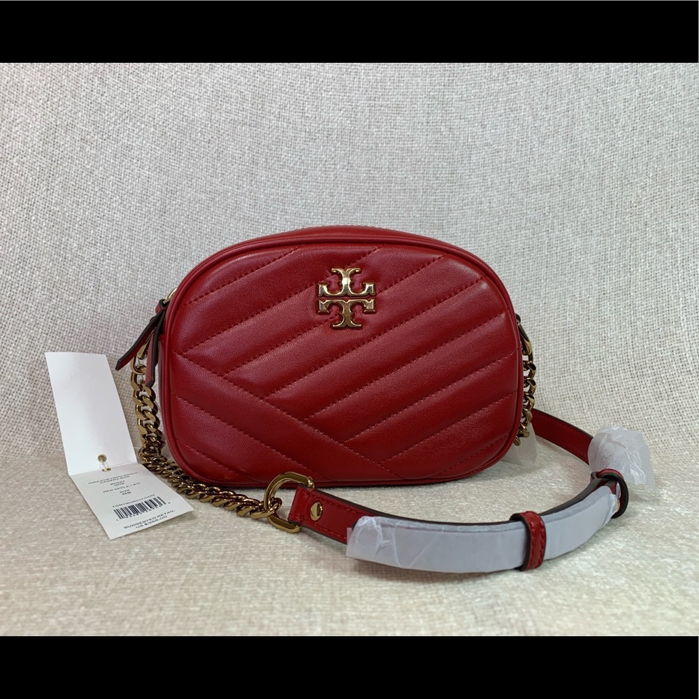 NEW Tory Burch Kira Chevron Red Apple Leather Small Camera Bag/Crossbody Bag - Picture 2 of 12